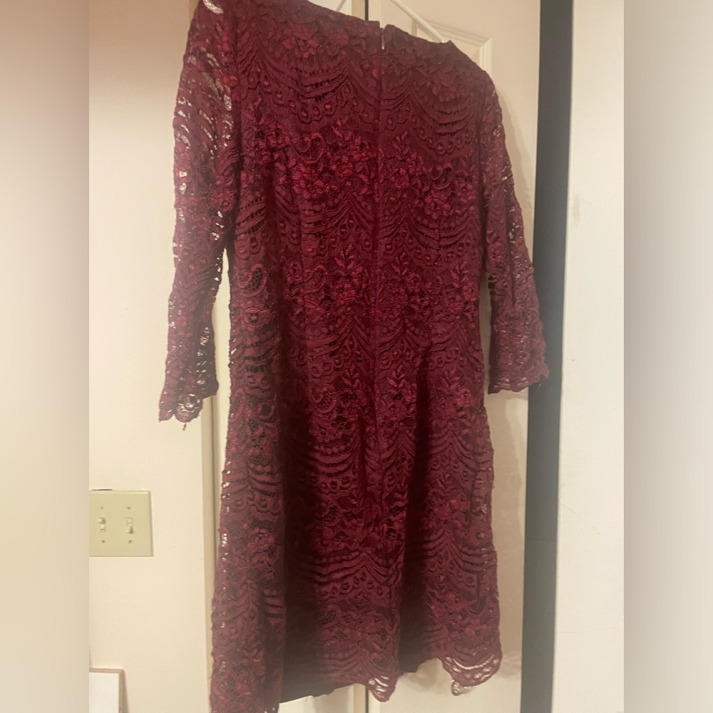 Jessica Howard women’s lace overlay dress, size 12, used good condition